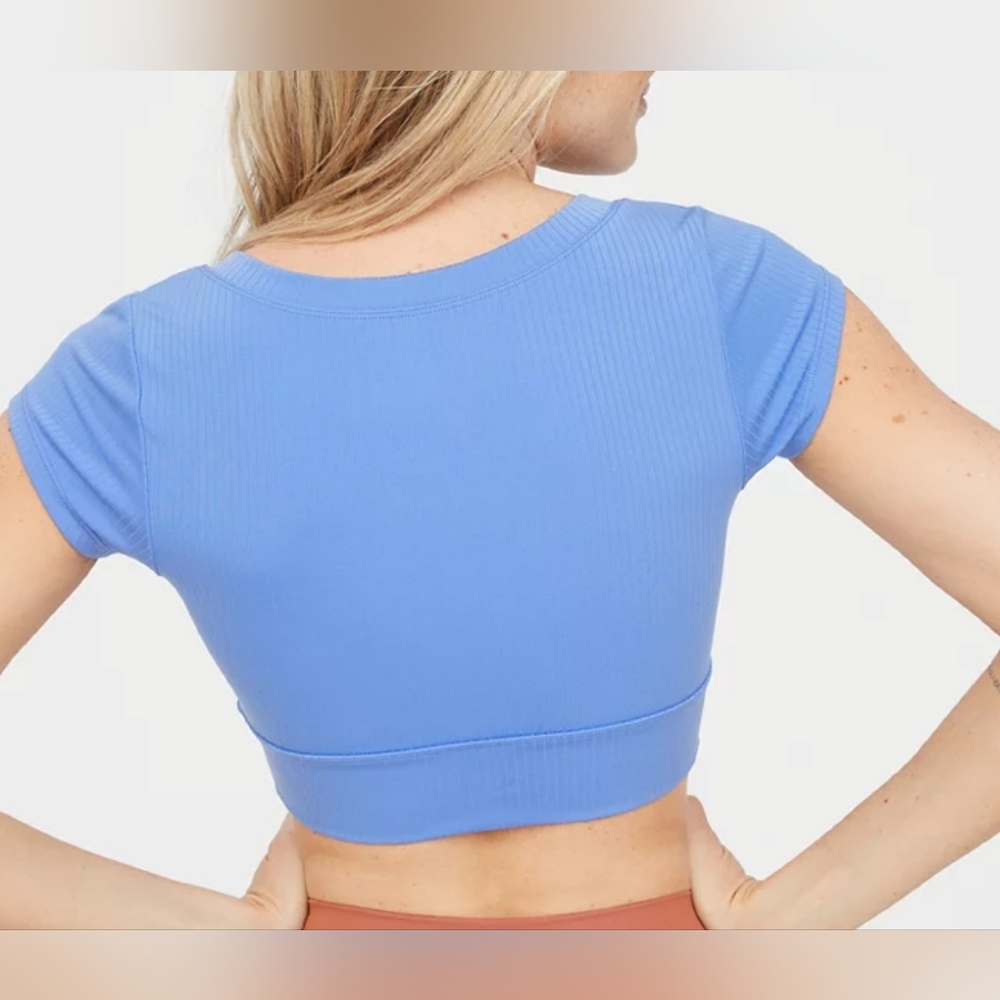 🌟7/25$ AERIE Real Me Henley Crop Tee - Picture 3 of 8